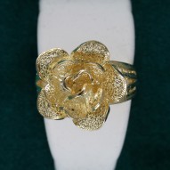 Anello a Rosa in Filigrana Dorata
